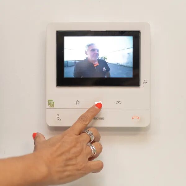 Visiophone, interphone